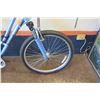 Image 2 : Raleigh Venture 2 Comfort Bike w/ Suspension Seat Post & Forks, Kenda Paved/Gravel Road Tires. Frame