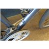 Image 8 : Raleigh Venture 2 Comfort Bike w/ Suspension Seat Post & Forks, Kenda Paved/Gravel Road Tires. Frame
