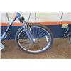 Image 2 : Raleigh Venture 2 Comfort Bike w/ Suspension Seat Post & Forks, Kenda Paved/Gravel Road Tires. Frame