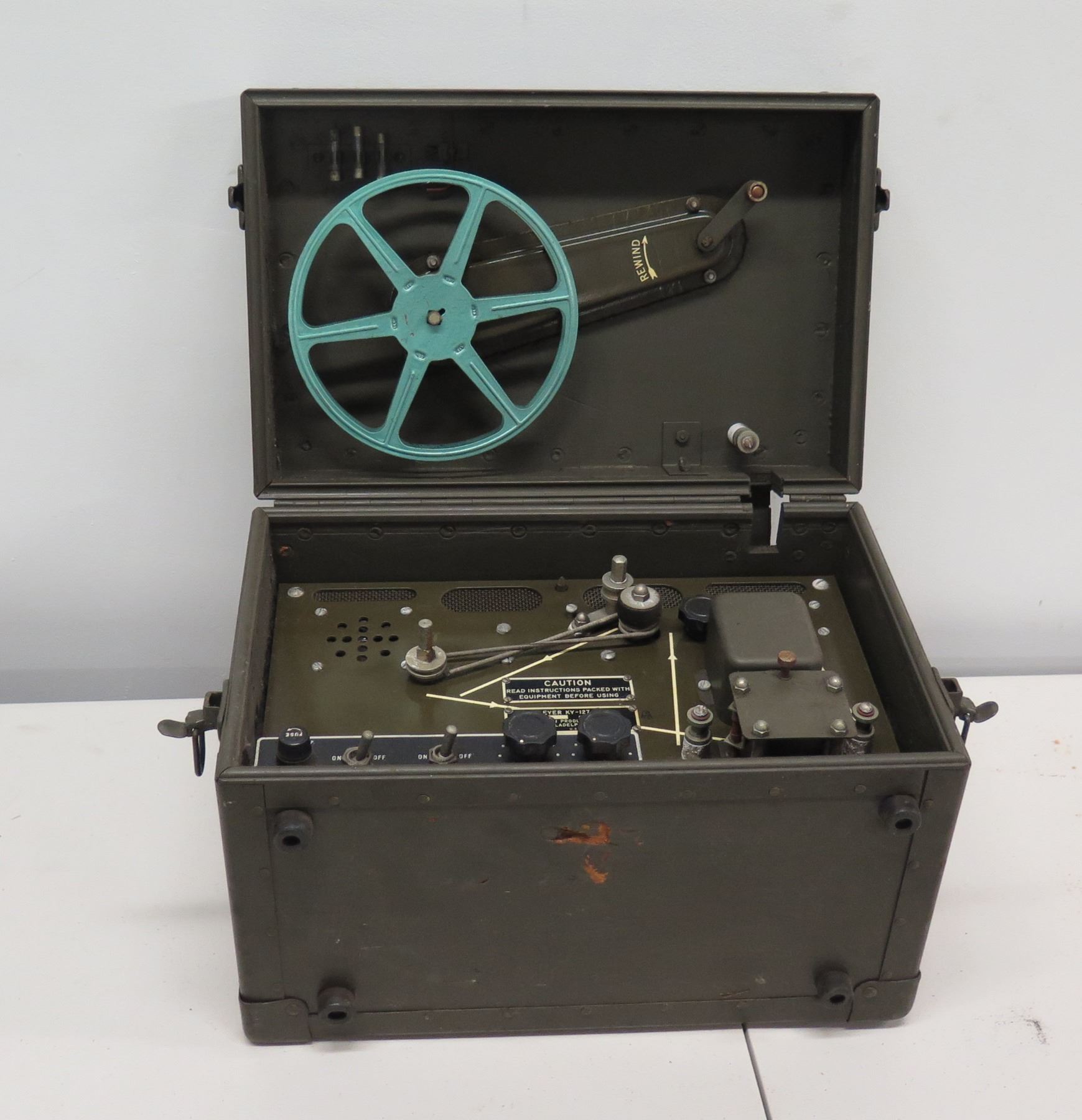 Vintage U S Army Signal Corp Keyer KY 127 GG Morse Code Audio Reader Vintage u s army signal corp keyer ky 127 gg morse code audio reader