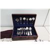 Image 2 : Box Nobility Plate Serving Utensils & Loose Cutlery