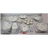 Image 1 : Theodore Haviland New York China Set "Rosalinde" - Plates, Teacups, etc