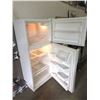 Image 2 : White Kenmore Fridge