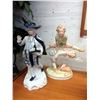 Image 2 : 8 Pieces of Porcelain & Bisque Statuettes