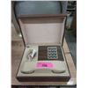 Image 1 : Retro Desk Phone in Wood Case