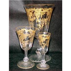 Etched and gilt crystal glasses #952893