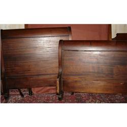 Statuesque Sleigh Bed  #952984