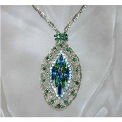 Exquisite Vintage Rhinestone Pendant Necklace #952989