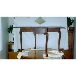 Queen Anne Mahogany 18th Century Dropleaf Table #953003