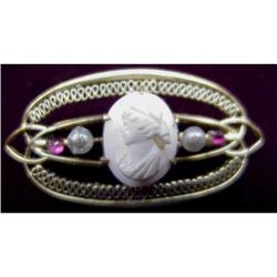 Lovely Victorian Cameo Brooch  #965034