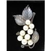 Image 1 : Ming's Honolulu S/S Leaf and Pearl Pin #971462