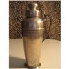 Image 1 : Elegant Silver  Cocktail Shaker #971731