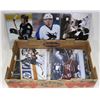 Image 1 : LOT OF 30 MOSTLY AUTOGRAPHED NHL PHOTOS