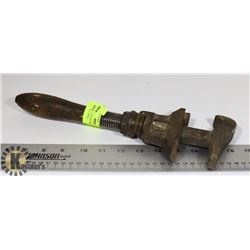 ANTIQUE ADJUSTABLE TRACTOR WRENCH LARGE