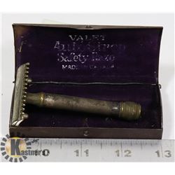 ANTIQUE GILLETTE SAFETY RAZOR WITH CASE