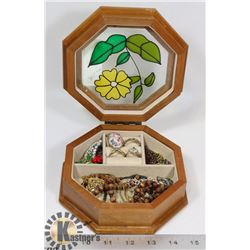 JEWELRY BOX WITH CONTENTS