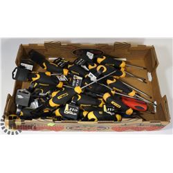 FLAT OF ASSORTED SCREW DRIVERS