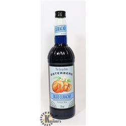 BOTTLE OF BLUE CURACAO SYRUP DRINK FLAVOURING