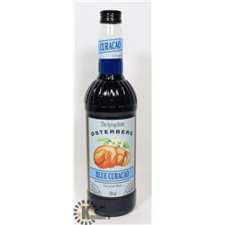BOTTLE OF BLUE CURACAO SYRUP DRINK FLAVOURING