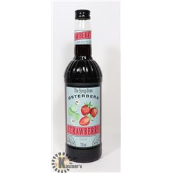 BOTTLE OF STRAWBERRY SYRUP DRINK FLAVOURING