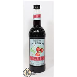 BOTTLE OF STRAWBERRY SYRUP DRINK FLAVOURING