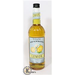 BOTTLE OF LEMON SYRUP DRINK FLAVOURING