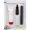 Image 1 : VINE VERSA RESVERATROL SKIN CARE MANICURE SET