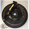 Image 1 : 5 BOLT SPARE TIRE (16") WITH SCISSOR CAR JACK