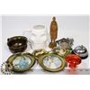Image 1 : FLAT OF HOUSEHOLD COLLECTABLES