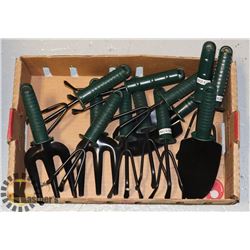 FLAT OF ASSORTED GARDENING TOOLS