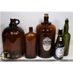 FLAT OF VARIOUS VINTAGE WINE / BEER BOTTLES