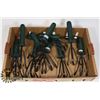 Image 1 : FLAT OF GARDENING TOOLS