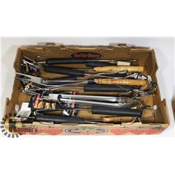 FLAT OF BBQ TOOLS
