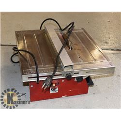 PORTABLE TILE SAW WORKING