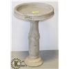 Image 1 : CONCRETE BIRDBATH 16" X 23"