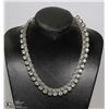 Image 1 : THICK CHAIN & RHINESTONE NECKLACE