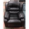 Image 1 : NEW BLACK LEATHERETTE RECLINING SOFA CHAIR