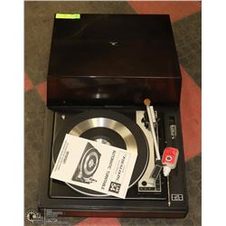 REALISTIC AUTOMATIC TURNTABLE