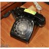 Image 1 : VINTAGE BLACK ROTARY PHONE