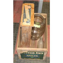 LOT OF VINTAGE BOXES & PICKLE JAR