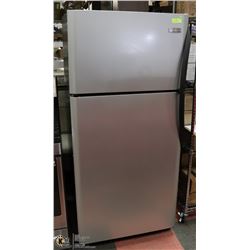 FRIDGIDAIRE STAINLESS TOP FREEZER REFRIDGERATOR
