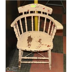 ANTIQUE SHABBY CHIC CHAIR 31" TALL