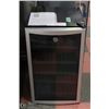 Image 1 : GE STAINLESS WINE OR BEVERAGE CENTRE 4.1CU FT