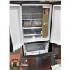 Image 2 : GE STAINLESS 24.5CU FT FRENCH DOOR REFRIDGERATOR