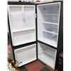 Image 2 : GE STAINLESS 20.9CU FT REFRIDGERATOR WITH BOTTOM