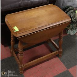 DROP LEAF SIDE TABLE 24" X 28" X 24"