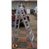 Image 1 : ALUMINUM COMBINATION STEP AND EXTENSION LADDER