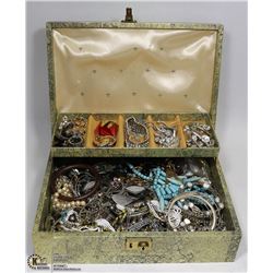 VINTAGE JEWELRY BOX  AND JEWELRY CONTENTS