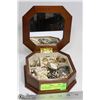Image 1 : BEAUTIFUL WOODEN JEWELRY BOX AND CONTENTS