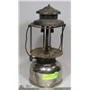 Image 1 : VINTAGE COLEMAN LANTERN  ( NO GLOBE )